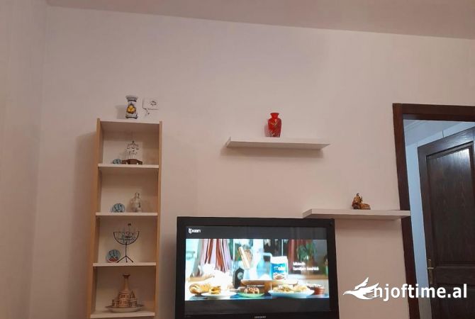 Shtepi me qera 2+1 ne Tirane - 550 Euro