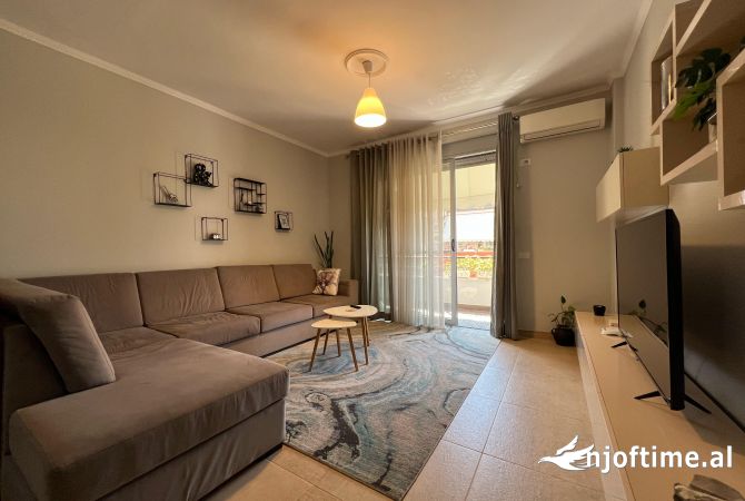 Shtepi ne shitje 2+1 ne Tirane - 215,000 Euro