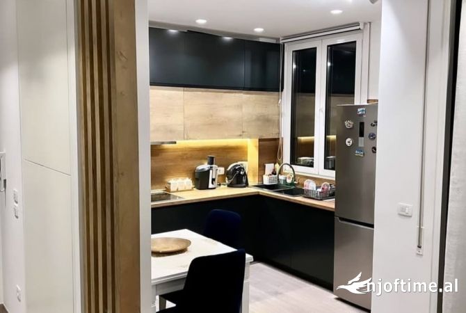 Shtepi ne shitje 2+1 ne Tirane - 180,000 Euro