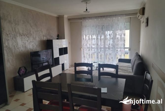 Shtepi me qera 2+1 ne Tirane - 450 Euro