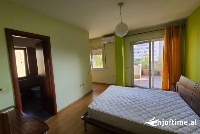 Shtepi me qera 2+1 ne Tirane - 650 Euro