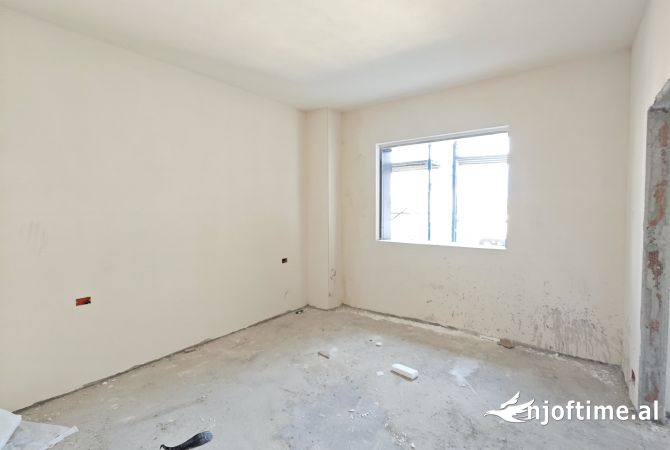 Shtepi ne shitje 2+1 ne Tirane - 242,500 Euro