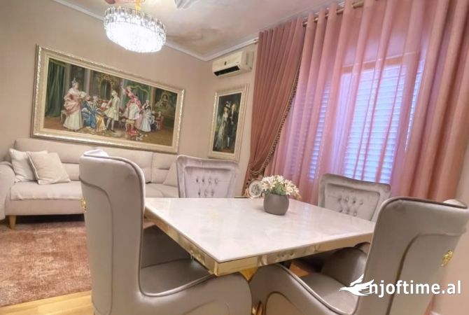 Casa in affitto 2+1 a Tirana - 1,200 Euro