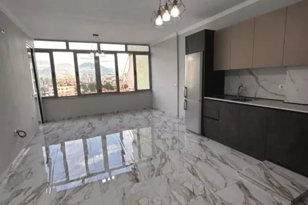 Shitet: Apartament 2+1 ne Astir