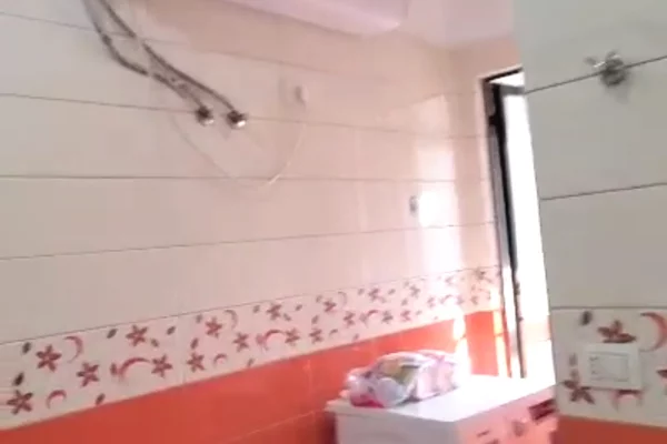 Shtepi me qera Apartament ne Tirane, 3+1, Mobilimi E mobiluar, Pagesa 1,000  Euro.