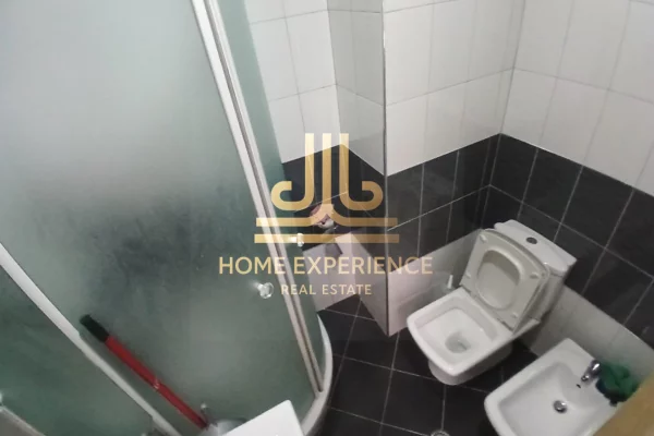 Shtepi me qera Apartament ne Tirane, 2+1, Mobilimi E mobiluar, Pagesa 55,000  Leke.