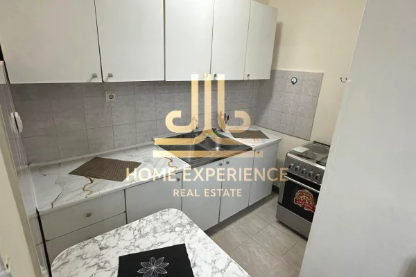 Shtepi me qera Apartament ne Tirane, 1+1, Mobilimi E mobiluar, Pagesa 40,000  Leke.