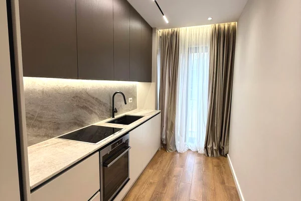 Shtepi me qera Duplex(shtepi me 2 kate) ne Tirane, 2+1, Mobilimi E mobiluar, Pagesa 1,500  Euro.