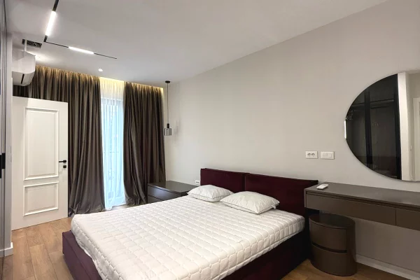 Shtepi me qera Duplex(shtepi me 2 kate) ne Tirane, 2+1, Mobilimi E mobiluar, Pagesa 1,500  Euro.