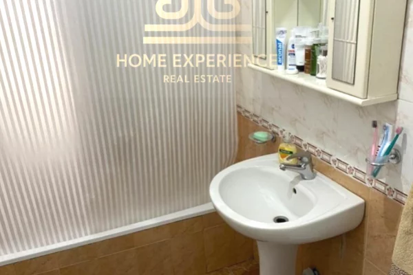 Shtepi me qera Apartament ne Tirane, 1+1, Mobilimi E mobiluar, Pagesa 550  Euro.