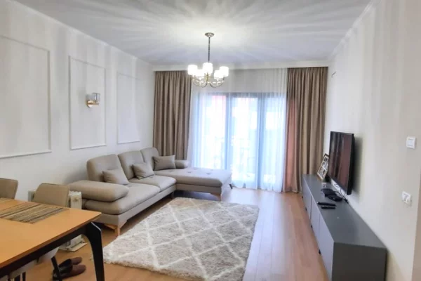 Shtepi ne shitje Apartament ne Tirane, 2+1, Mobilimi E mobiluar, Pagesa 207,000  Euro.