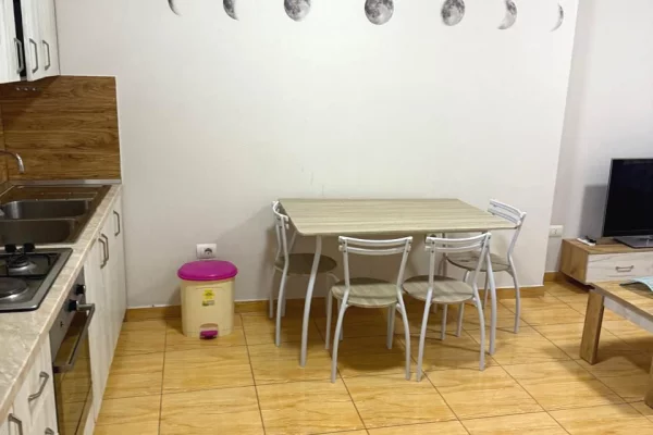 Jepet me qera apartament 2+1 ne Rrugen "Dritan Hoxha"