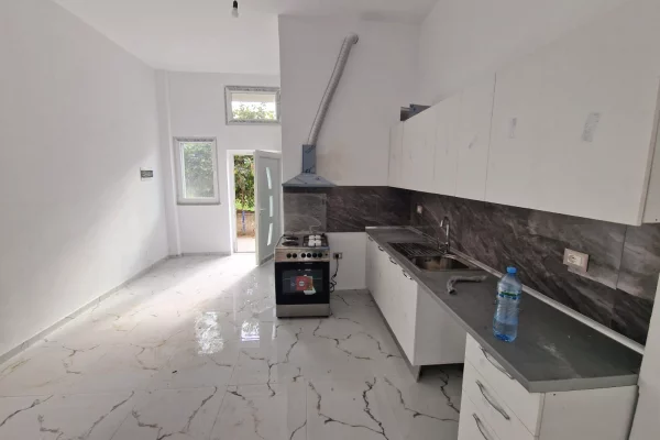House for Rent 1+1 in Tirana - 350 Euro
