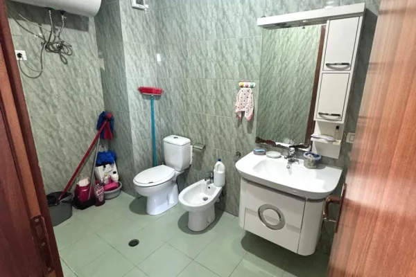 Apartment for rent in Tirana 2+1, Emty