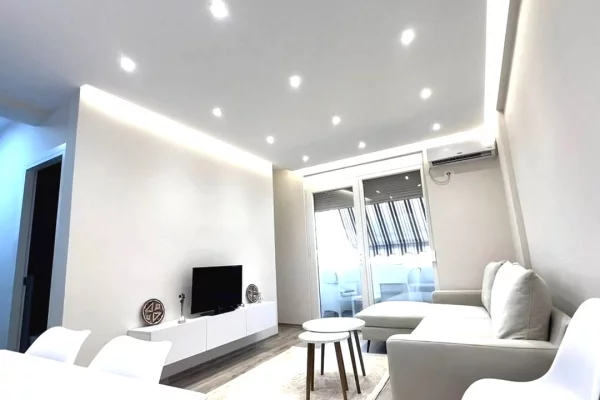 Shtepi ne shitje Apartament ne Tirane, 1+1, Mobilimi E mobiluar, Pagesa 155,000  Euro.