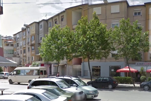 Shtepi ne shitje 2+1 ne Tirane - 120,000 Euro