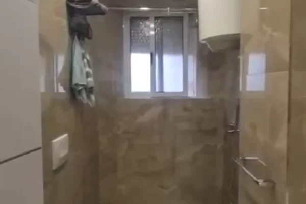 Shtepi me qera Apartament ne Tirane, 2+1, Mobilimi E mobiluar, Pagesa 77,000  Leke.