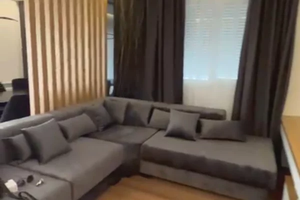 Shtepi ne shitje 2+1 ne Tirane - 350,000 Euro