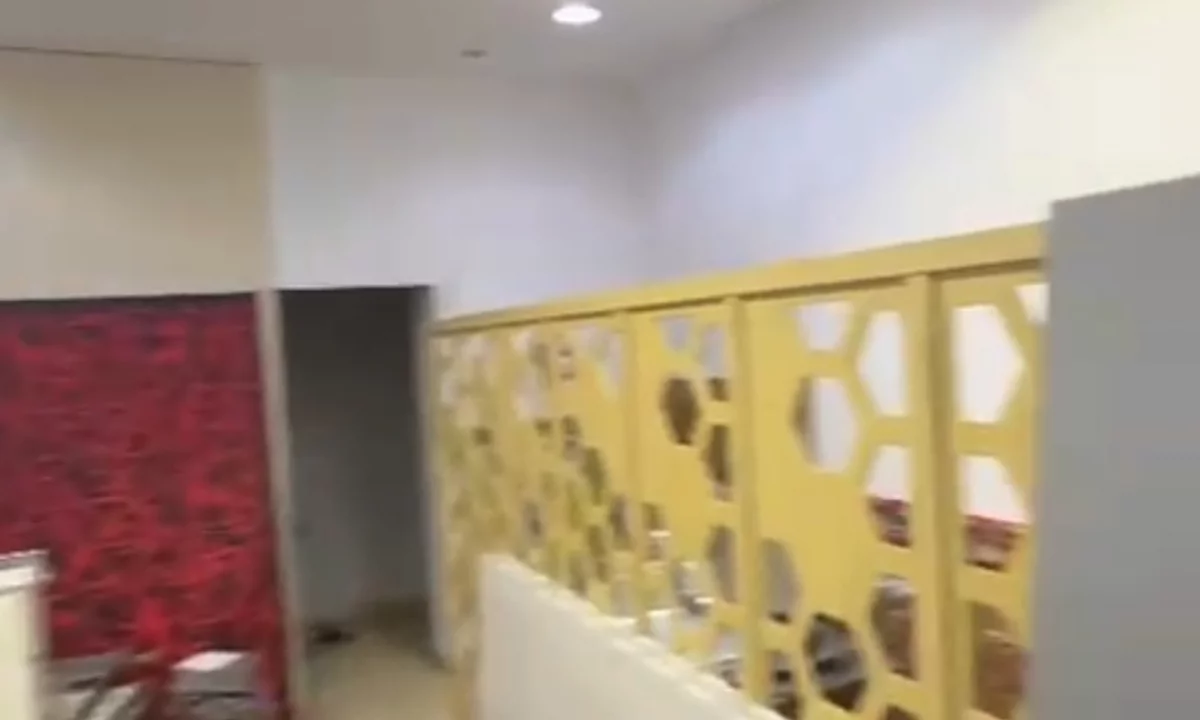 Jepet dyqan me qera Myslym Shyri