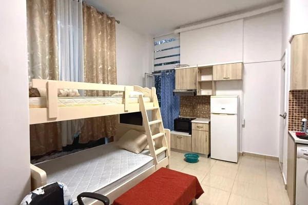 Jepet me qera garsoniere te Kodra e Diellit prane Eleonores