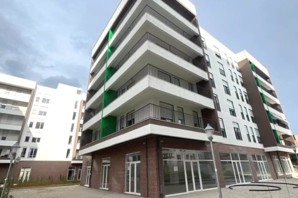 RRUGA 5 MAJI Shesim apartament:  3+1+2