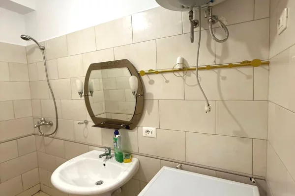 Appartamento in affitto a Tirana 1+1, Arredato