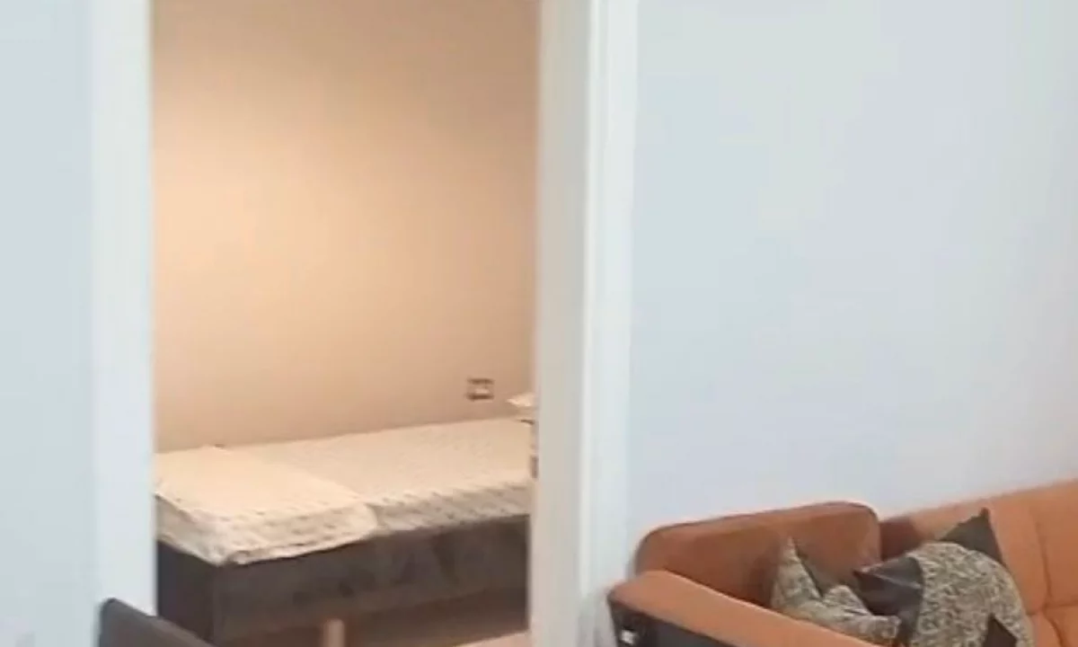 Appartamento in affitto a Tirana 3+1, Arredato