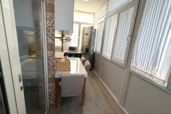 Appartamento in affitto a Tirana 3+1, Arredato