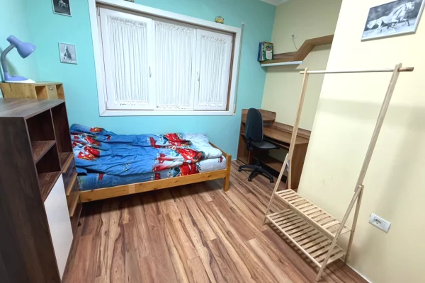 Appartamento in affitto a Tirana 3+1, Arredato