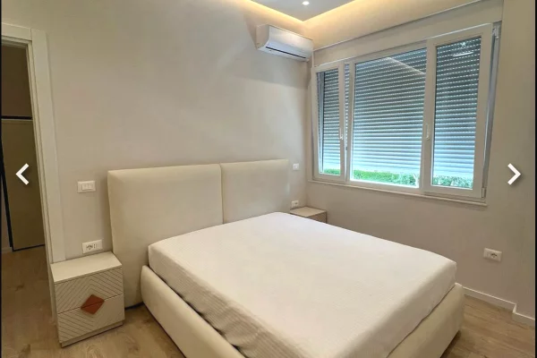 Shtepi me qera Apartament ne Tirane, 1+1, Mobilimi E mobiluar, Pagesa 650  Euro.