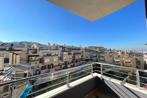 Shtepi me qera Apartament ne Tirane, 3+1, Mobilimi E mobiluar, Pagesa 100,000  Leke.