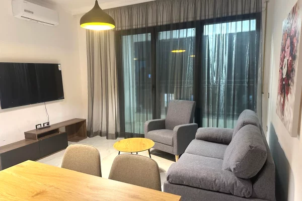 Shtepi me qera Apartament ne Tirane, 1+1, Mobilimi E mobiluar, Pagesa 450  Euro.