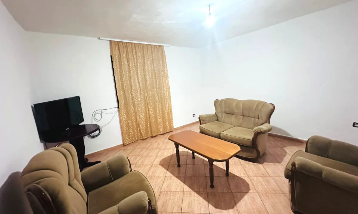 Shtepi me qera Apartament ne Tirane, 1+1, Mobilimi E mobiluar, Pagesa 35,000  Leke.