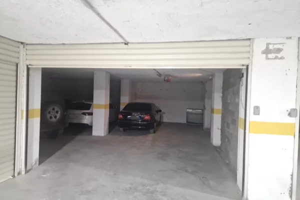 Magazine per shitje perballe Delijorgjit