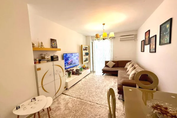 APARTAMENT SHITJE 2+1+2 QYTET STUDENTI, KOMPLEKSI ANA