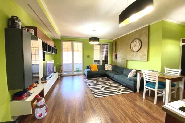 Shtepi ne shitje 2+1 ne Tirane - 350,000 Euro