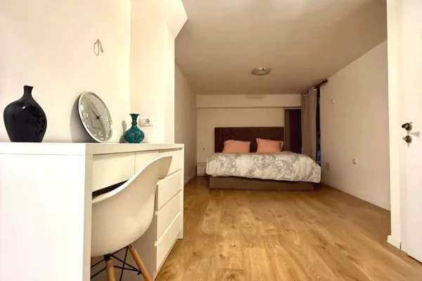 Shtepi ne shitje Duplex(shtepi me 2 kate) ne Tirane, 2+1, Mobilimi E mobiluar, Pagesa 169,000  Euro.