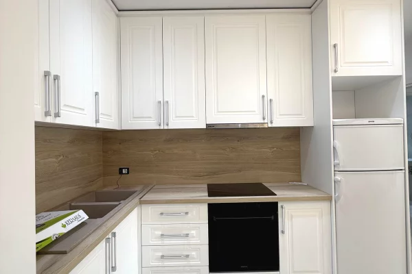 Appartamento in affitto a Tirana 2+1, Arredato