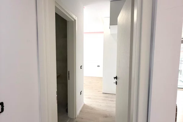 Appartamento in affitto a Tirana 2+1, Arredato