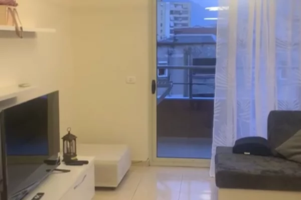 Appartamento in affitto a Tirana 1+1, Arredato