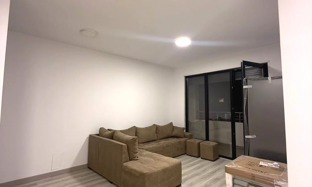 Shtepi me qera Apartament ne Tirane, 2+1, Mobilimi E mobiluar, Pagesa 850  Euro.