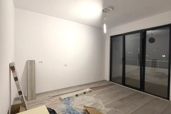 Shtepi me qera Apartament ne Tirane, 1+1, Mobilimi Bosh, pa mobiluar, Pagesa 80,000  Leke.