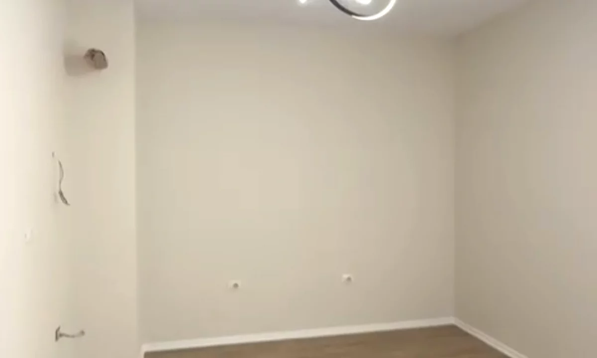 Apartment for sale in Tirana 1+1, Emty