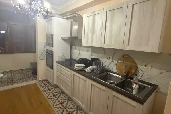 Apartment for sale in Tirana 2+1, Emty