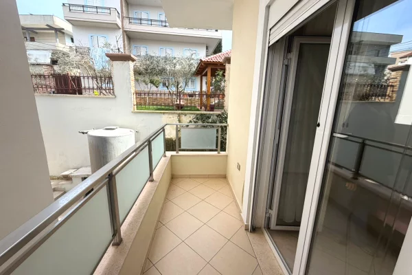 Appartamento in affitto a Tirana 1+1, Arredato