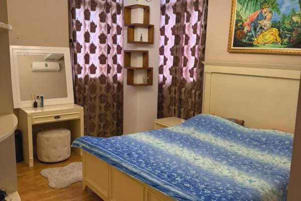 Appartamento in affitto a Tirana 2+1, Arredato