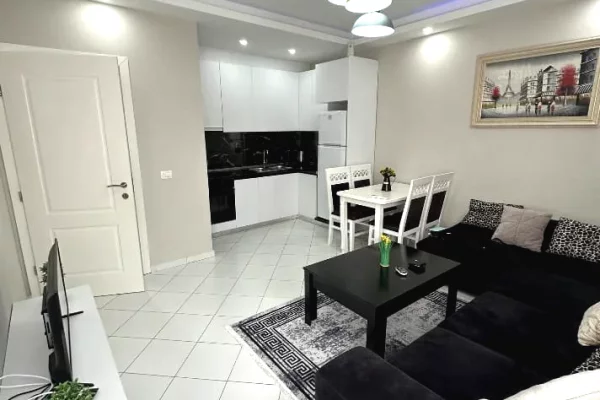 Jepet me qera apartament 1+1 në zonën e Astirit, pranë Bar Kafe Artisti