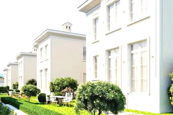 Luxury villas for sale in Tirana 4+1, Furnished