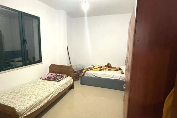 Shtepi me qera Apartament ne Tirane, 3+1, Mobilimi E mobiluar, Pagesa 800  Euro.
