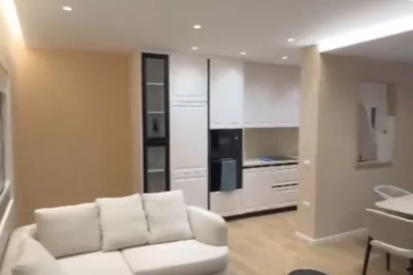 Shtepi ne shitje 2+1 ne Tirane - 370,000 Euro